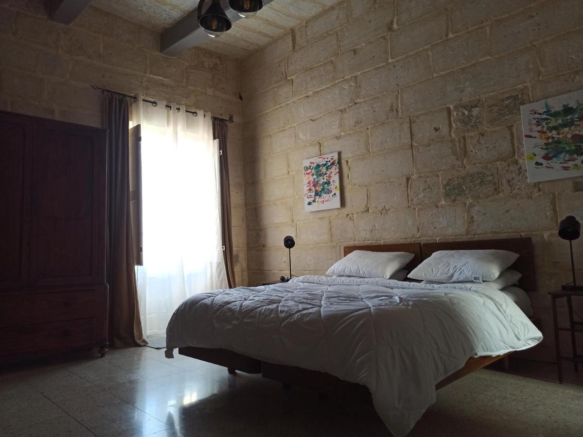 Beautiful Studio Apartment In Qormi Malta Extérieur photo