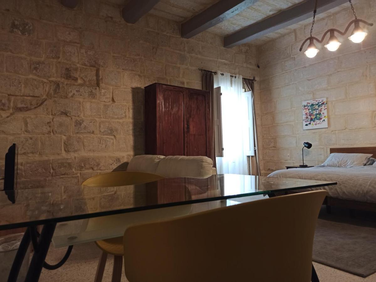 Beautiful Studio Apartment In Qormi Malta Extérieur photo